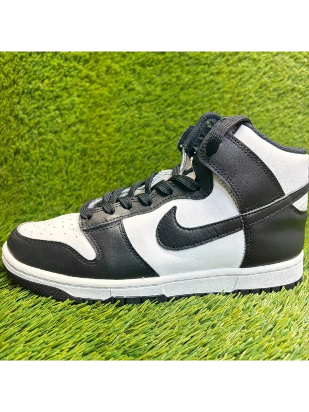 Nike Dunk High Womens Size 8 White Black Athletic Walking Leather Shoes Sneakers
